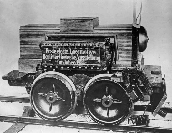 1879_electric_locomotive.jpg