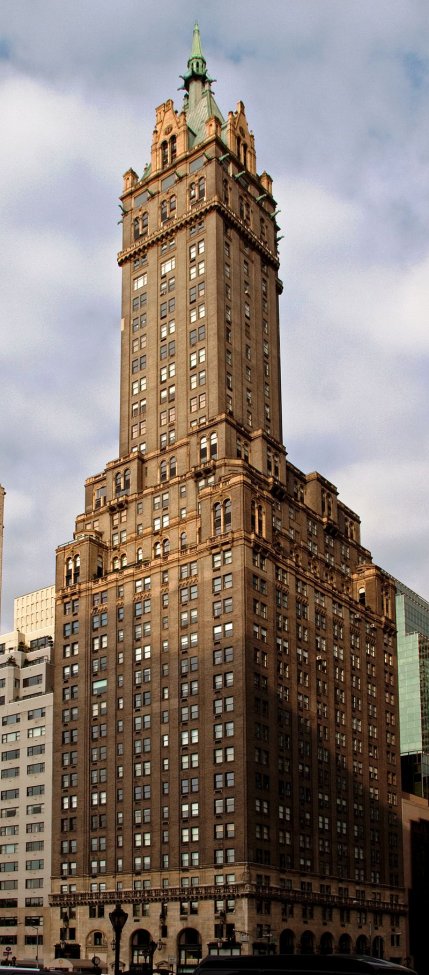 800px-The_Sherry_Netherlands_Hotel_in_New_York_City_crop.jpg