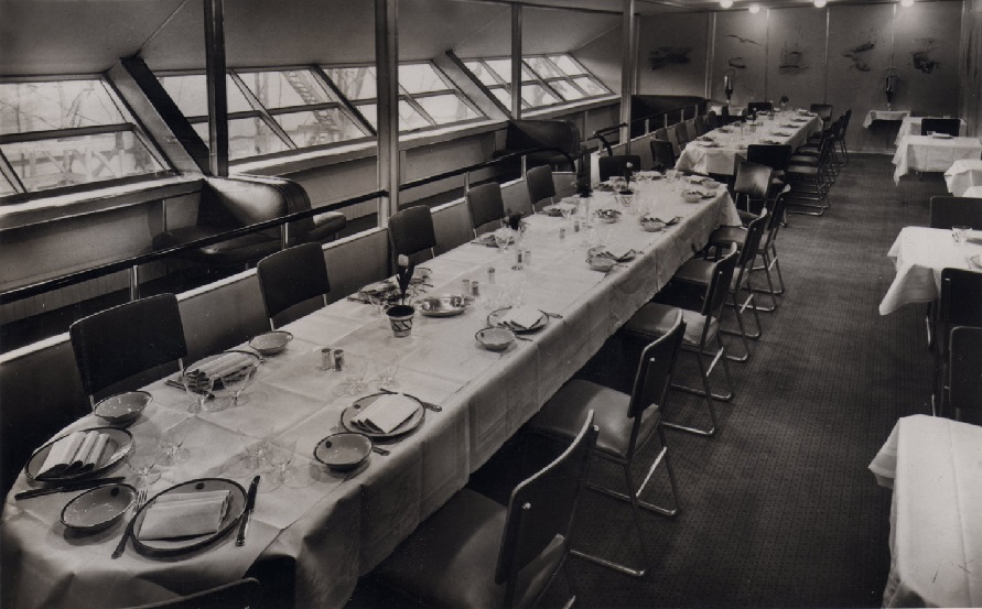 hindenburg-dining-room.jpg