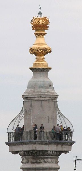 Monument to the Great Fire of London top.jpg