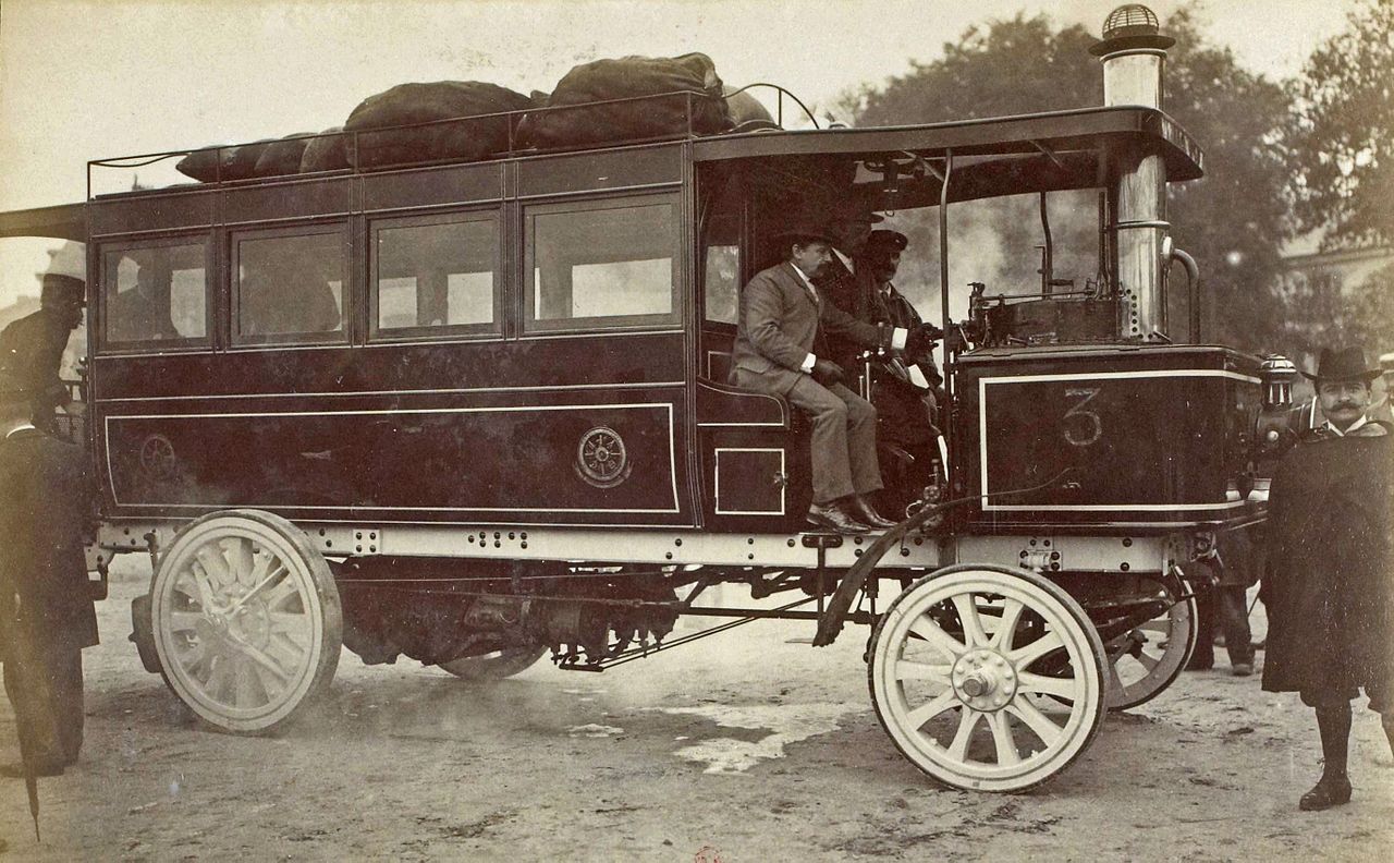 Omnibus_De_Dion-Bouton_en_1899.jpg