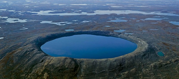 Pingualuit-Crater-Quebec-1.jpg