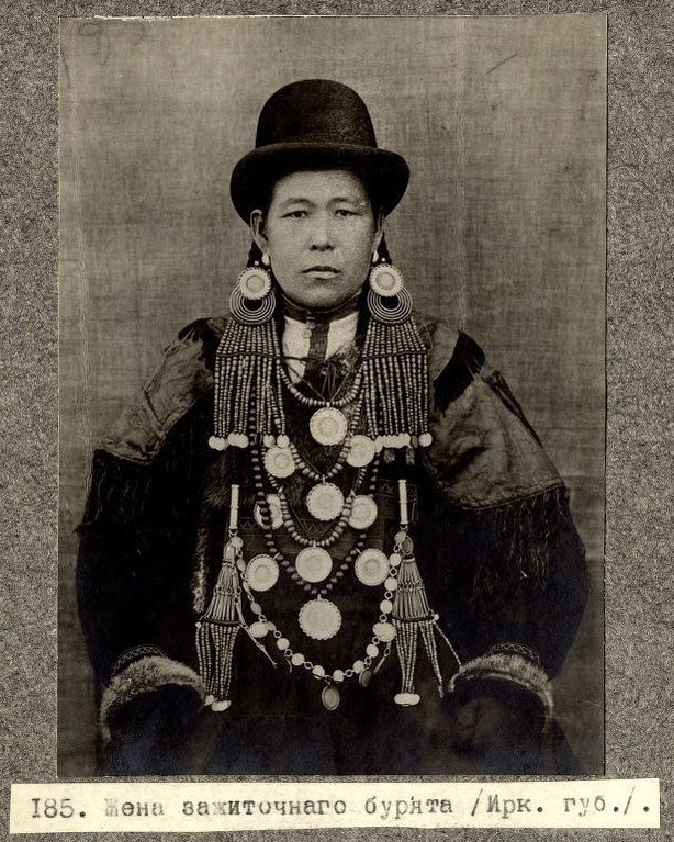 The wife of a well-to-do Buryat.jpg