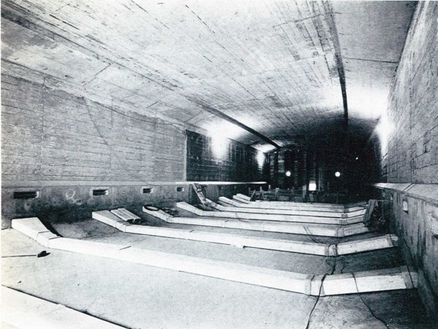 Vieux-Port Tunnel.jpg